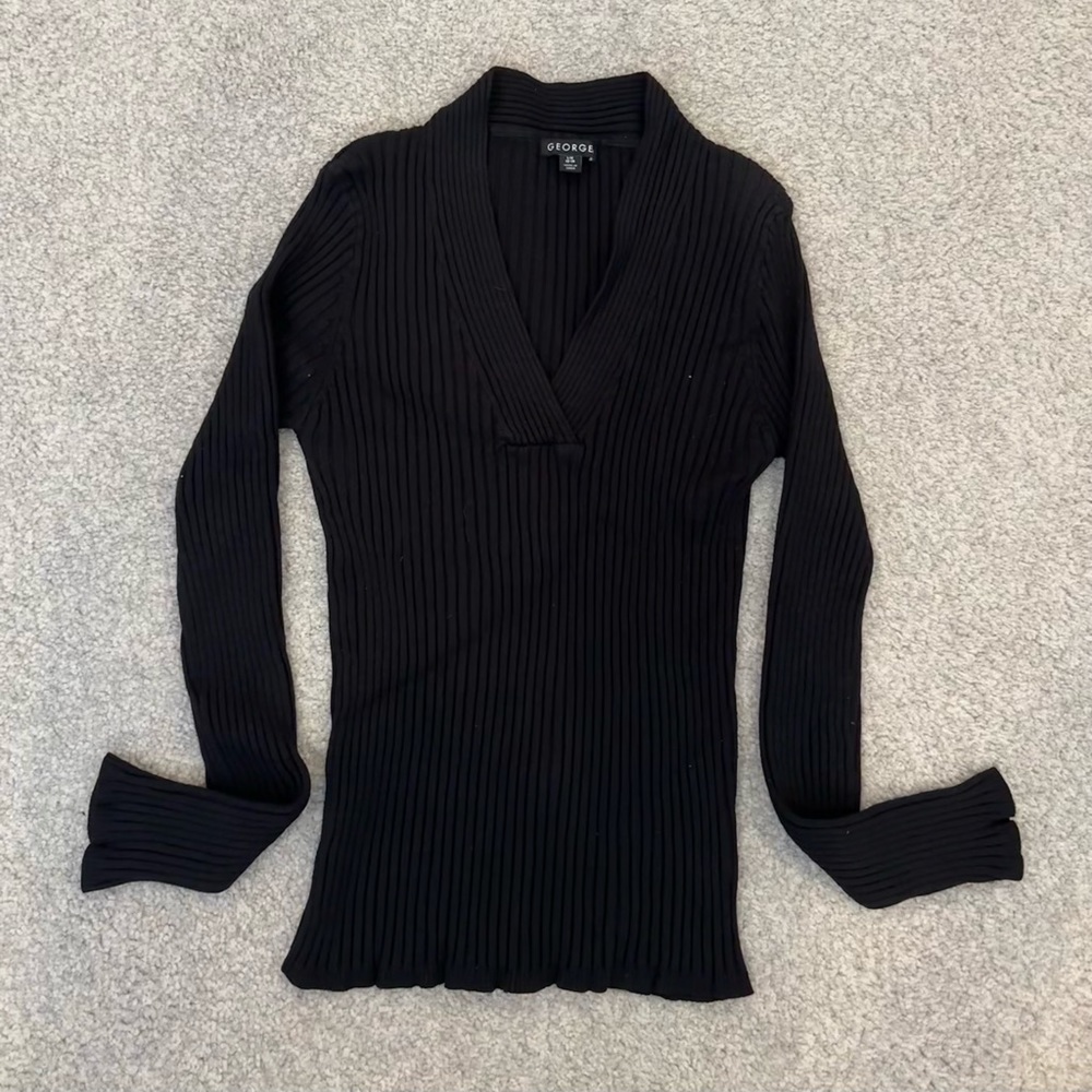 Black Long Sleeve Ribbed V-Neck Sweater